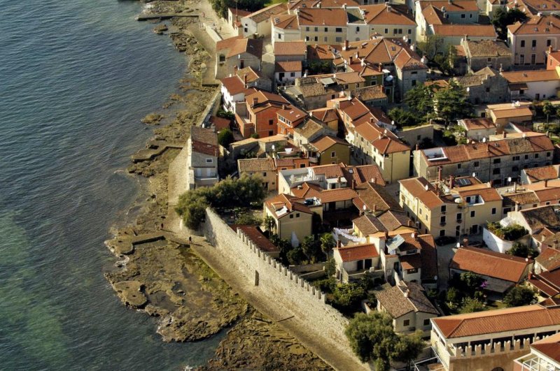 Novigrad si presenta come meta turistica in forte crescita