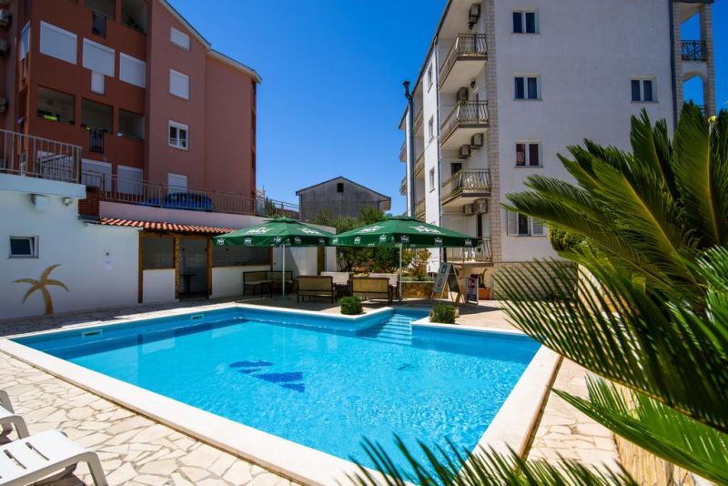 Situata a Okrug Gornji (Cerchio Superiore), sull'isola di Čiovo (Bua), Villa Paula vi attende a 2 minuti a piedi dalla spiaggia sul Mar Adriatico ed è immersa nella natura.