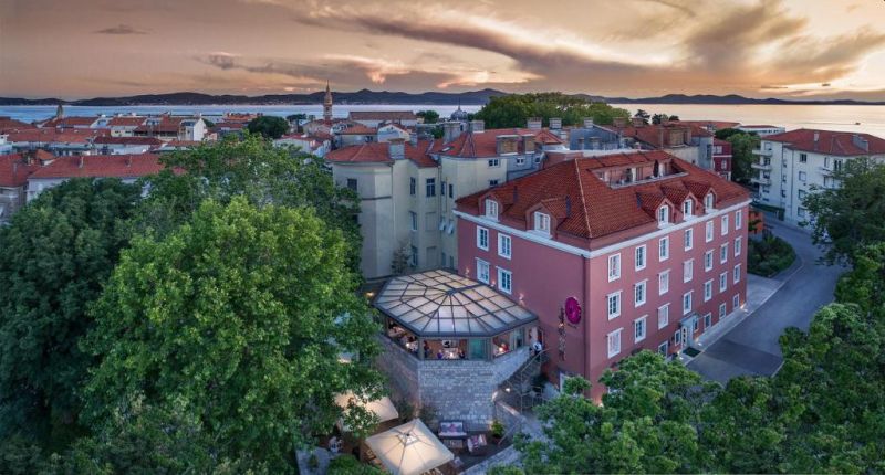 Bastion Heritage Hotel - Relais & Châteaux. Hotel in centro storico, pulito e ben tenuto. Ottima la disponibilità dello staff e buona la colazione.