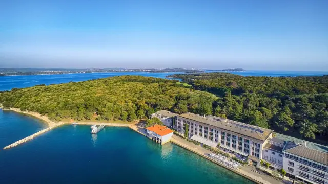Le Isole Brioni sono una meraviglia naturale situata sulla costa occidentale della Croazia.